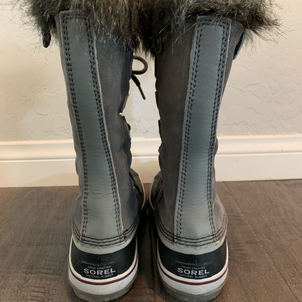 Sorel Women’s Joan Of Arctic Boots, Size 7 - Picture 3 of 5